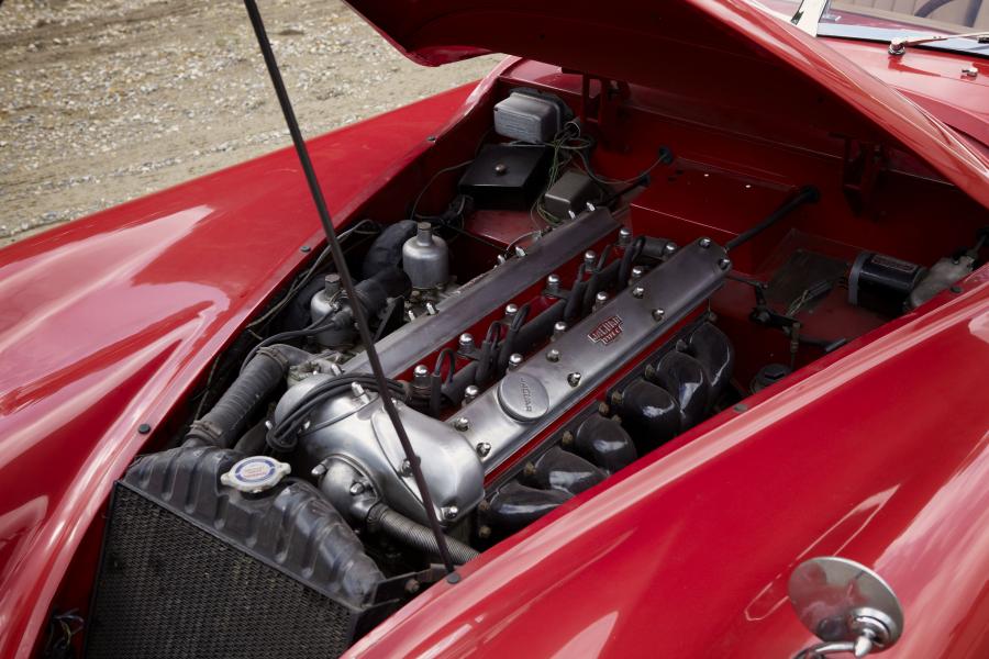  Jaguar XK140 Roadster 1957 года  (фото 8 из 18)